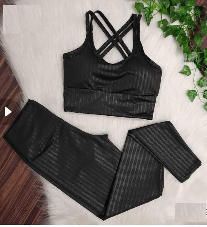 CONJUNTO LEGGING E TOP 3D PRETO