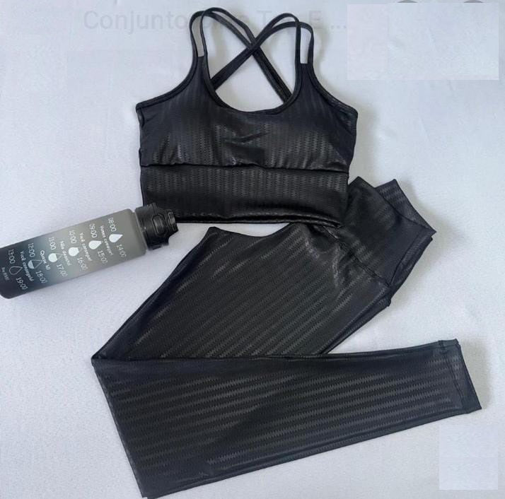 CONJUNTO LEGGING E TOP 3D PRETO